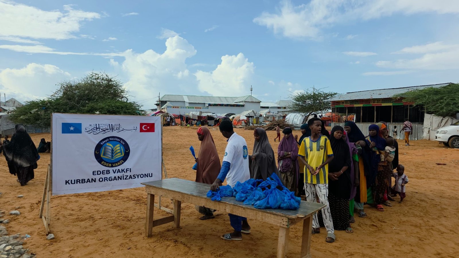 Somali — Kurban Eti Dağıtımı